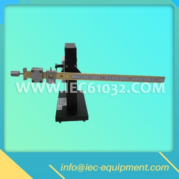 Connection Plug Torque Test Apparatus for Devices forming a part of the MAINS Plug